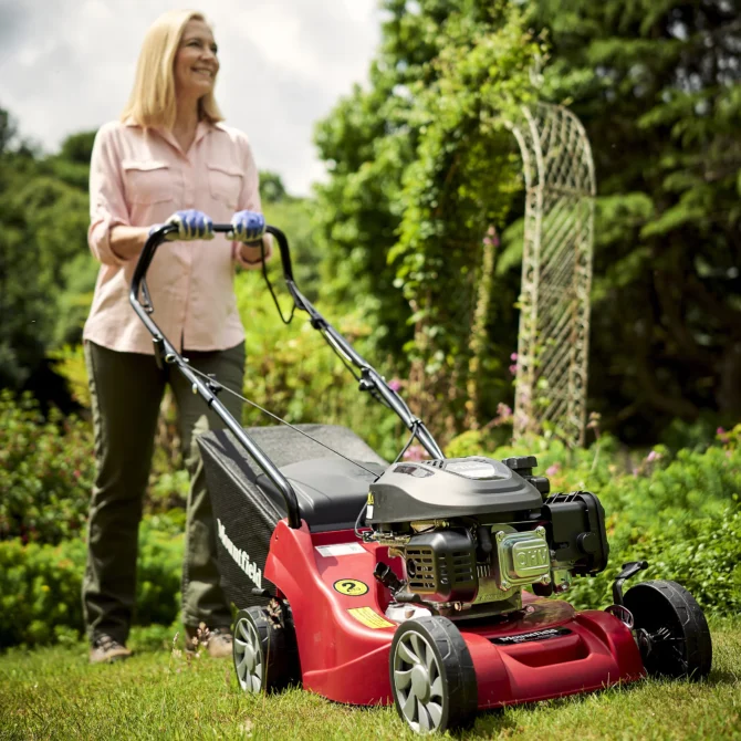 Mountfield SP164 123cc Petrol Lawnmower